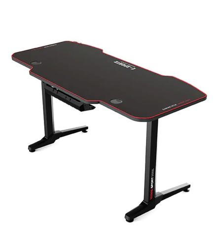 Ergonomic gaming desk: A truly healthy gaming experience?